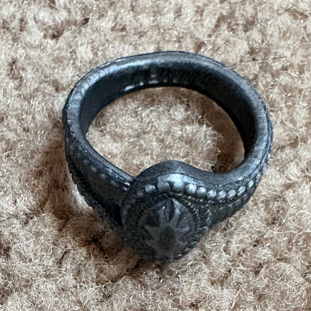 Rinfit silicone silver Textured marquise Ring size 6